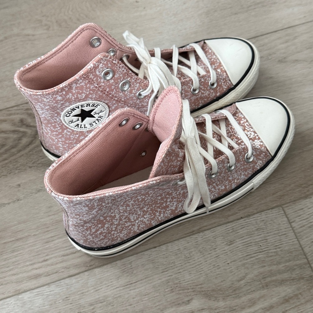CONVERSE Chuck Taylor All Star Lift
Platform